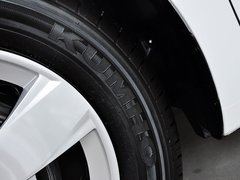 2013款 三厢 1.4L 自动 时尚天窗版
