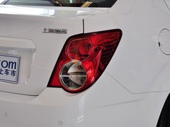 2013款 三厢 1.4L 自动 时尚天窗版