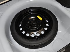 2013款 三厢 1.6 自动 SX