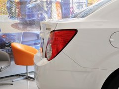 2013款 三厢 1.6 自动 SX