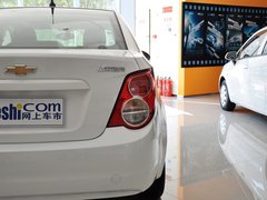 2013款 三厢 1.6 自动 SX