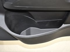 2013款 三厢 1.6 自动 SX