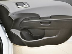 2013款 三厢 1.6 自动 SX