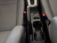 2013款 三厢 1.6 自动 SX