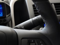 2013款 三厢 1.6 自动 SX