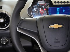 2013款 三厢 1.6 自动 SX