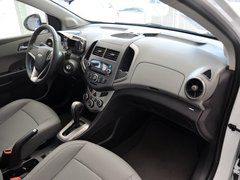 2013款 三厢 1.6 自动 SX