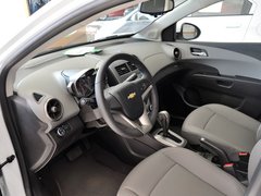 2013款 三厢 1.6 自动 SX