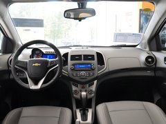 2013款 三厢 1.6 自动 SX