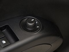 2013款 三厢 1.6 自动 SX