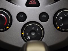 2013款 三厢 1.6 自动 SX