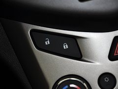 2013款 三厢 1.6 自动 SX