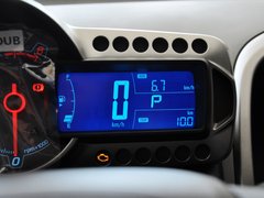 2013款 三厢 1.6 自动 SX
