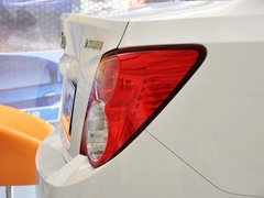 2013款 三厢 1.6 自动 SX