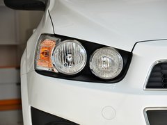 2013款 三厢 1.6 自动 SX