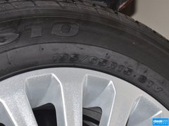 2013款 三厢 1.8L 自动 经典时尚型