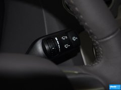 2013款 三厢 1.8L 自动 经典时尚型