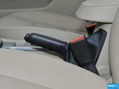 2013款 三厢 1.8L 自动 经典时尚型