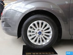 2013款 三厢 1.8L 自动 经典时尚型