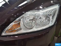 2013款 三厢 1.8L 自动 经典时尚型
