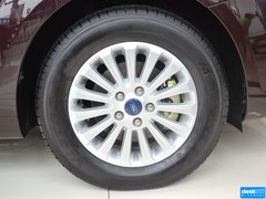 2013款 三厢 1.8L 自动 经典时尚型