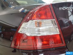 2013款 三厢 1.8L 自动 经典时尚型