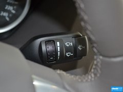 2013款 三厢 1.8L 自动 经典时尚型