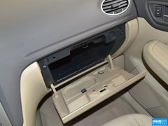 2013款 三厢 1.8L 自动 经典时尚型