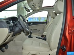 2013款 三厢 1.8L 手动 经典时尚型