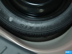 2013款 三厢 1.8L 手动 经典时尚型