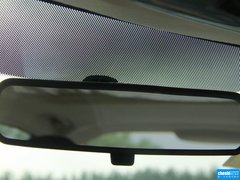 2013款 三厢 1.8L 手动 经典时尚型