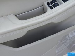 2013款 三厢 1.8L 手动 经典时尚型