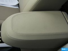2013款 三厢 1.8L 手动 经典时尚型