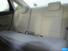 2013款 三厢 1.8L 手动 经典时尚型