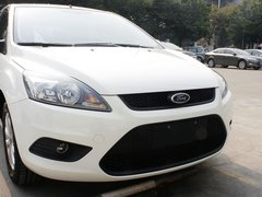 2013款 三厢 1.8L 自动 经典基本型