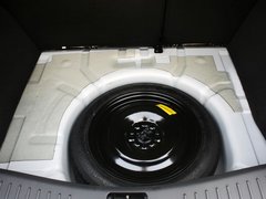 2013款 三厢 1.8L 自动 经典基本型