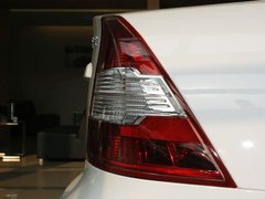 2013款 三厢 1.8L 自动 经典基本型