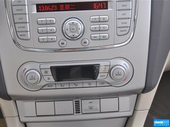 2013款 三厢 1.8L 手动 经典基本型