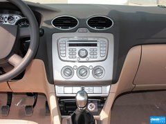 2013款 三厢 1.8L 手动 经典基本型