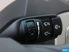 2013款 三厢 1.8L 手动 经典基本型