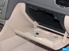 2013款 三厢 1.8L 手动 经典基本型