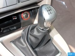 2013款 三厢 1.8L 手动 经典基本型