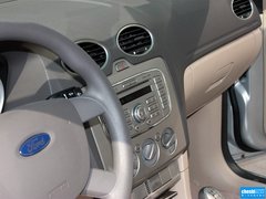 2013款 三厢 1.8L 手动 经典基本型