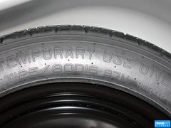 2013款 三厢 1.8L 手动 经典基本型