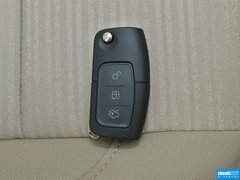 2013款 三厢 1.8L 手动 经典基本型