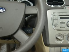 2013款 三厢 1.8L 手动 经典基本型
