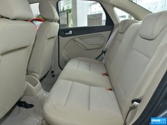 2013款 三厢 1.8L 手动 经典基本型