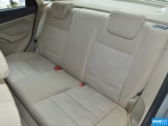 2013款 三厢 1.8L 手动 经典基本型