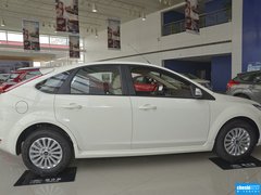 2013款 两厢 1.8L 自动 经典时尚型
