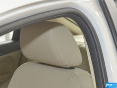 2013款 两厢 1.8L 自动 经典时尚型